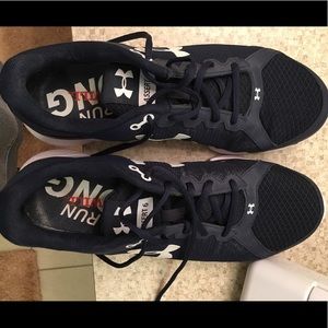 Under armour tennis shoes